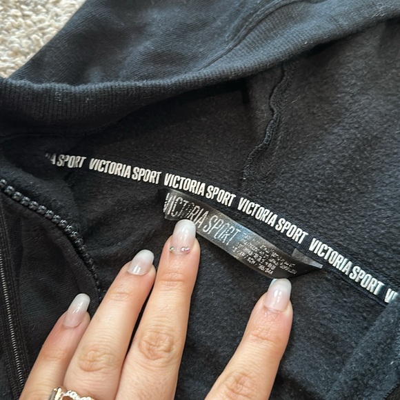 Victoria’s sport size XS zip up jacket - Picture 5 of 6